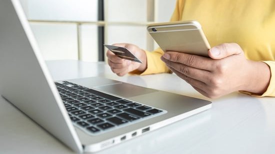 how Card cloning fraud works